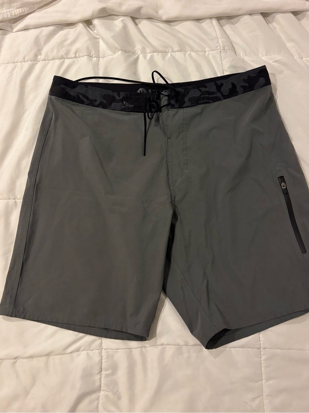 VUORI Green Swim Shorts with Camo Waistband